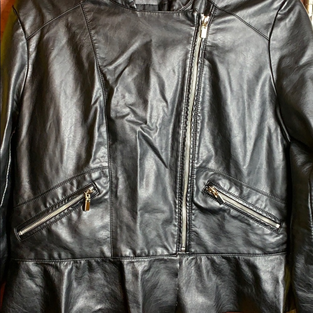 Leather jacket - Picture 3 of 5